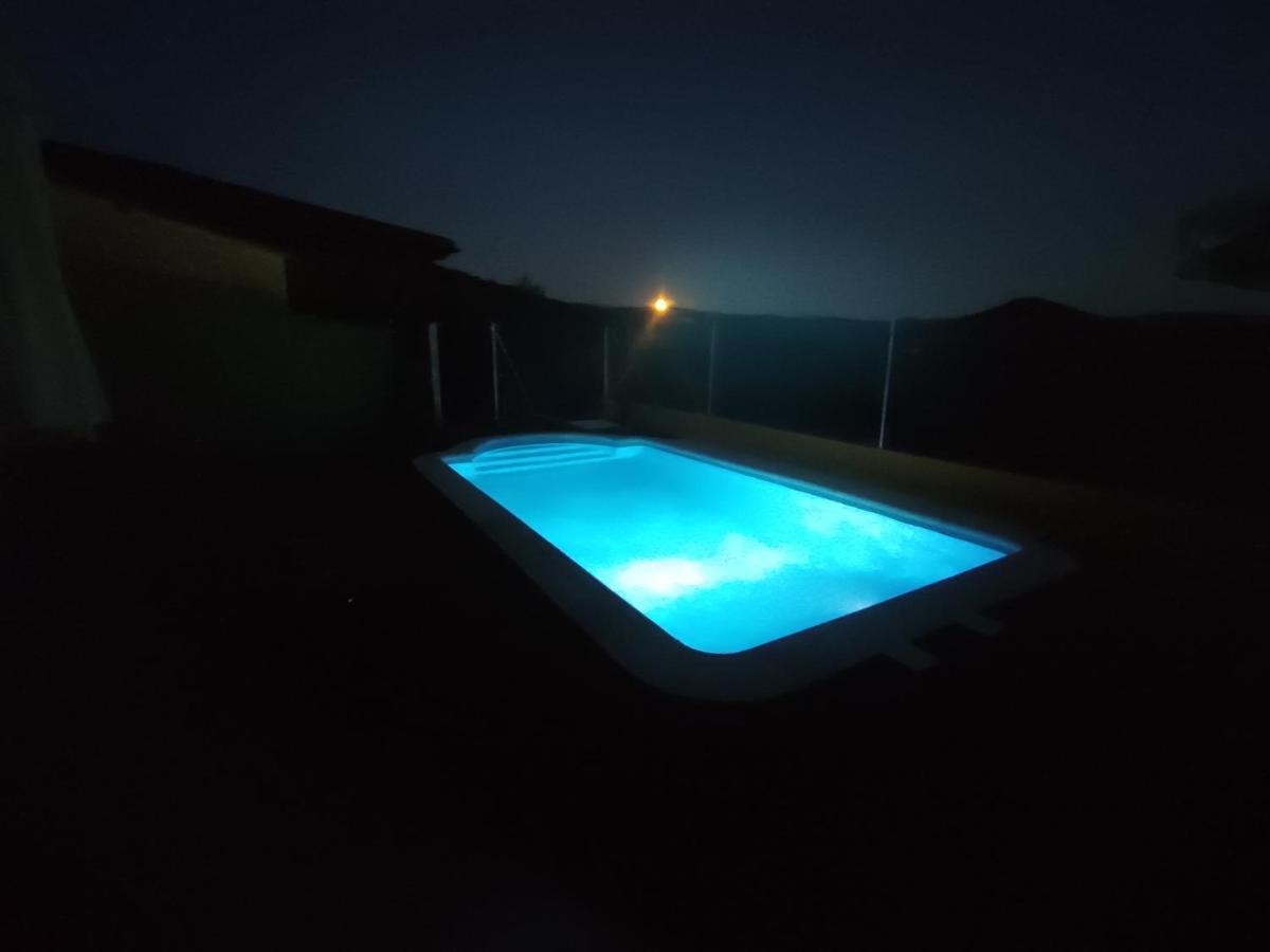 Casa Rural Los Olivos Sotoserrano Luaran gambar