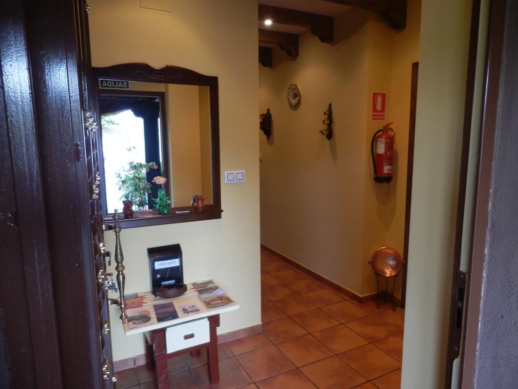 Casa Rural Los Olivos Sotoserrano Luaran gambar